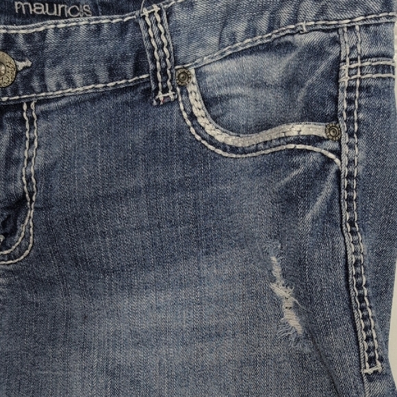 Maurices Distressed Blue Jean Shorts, Sz. 13/14 - Picture 5 of 8
